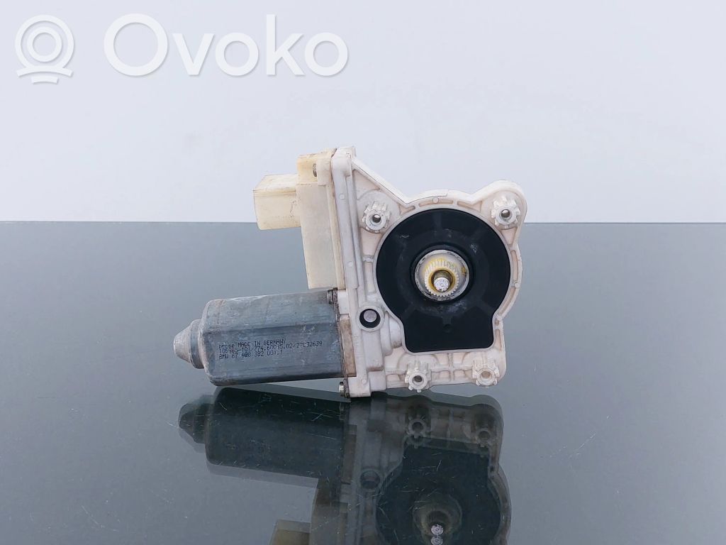 BMW 7 E65 E66 Rear door window regulator motor 