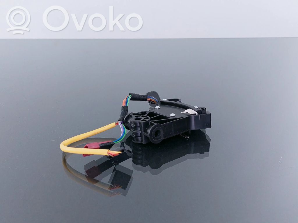 Gear shifter/selector   3081719