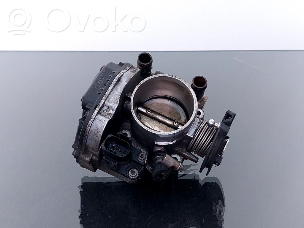 Audi A4 S4 B5 8D Throttle valve 