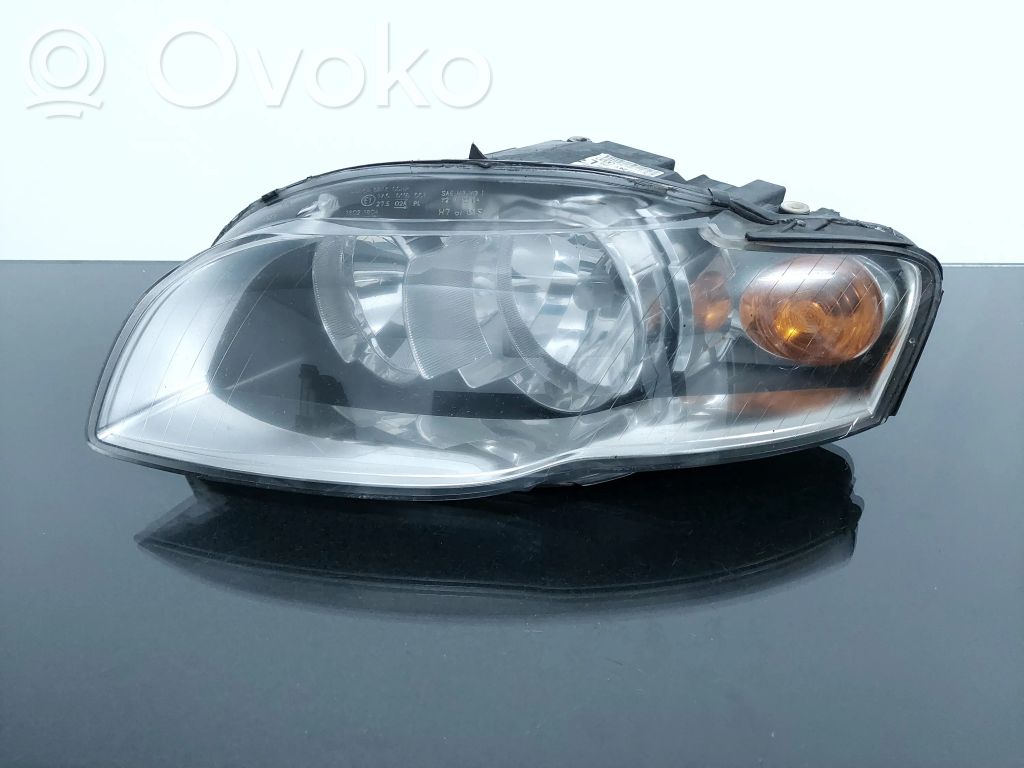 Audi A4 S4 B7 8E 8H Lampa przednia 
