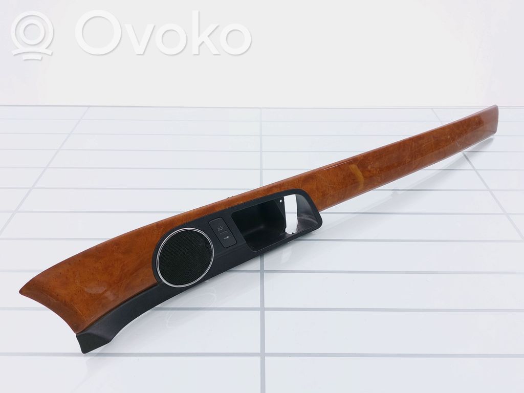 Volkswagen Phaeton Front door trim bar 