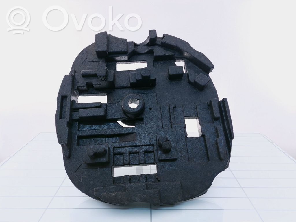 BMW 5 E60 E61 Atsarginio rato skyriaus apdaila 