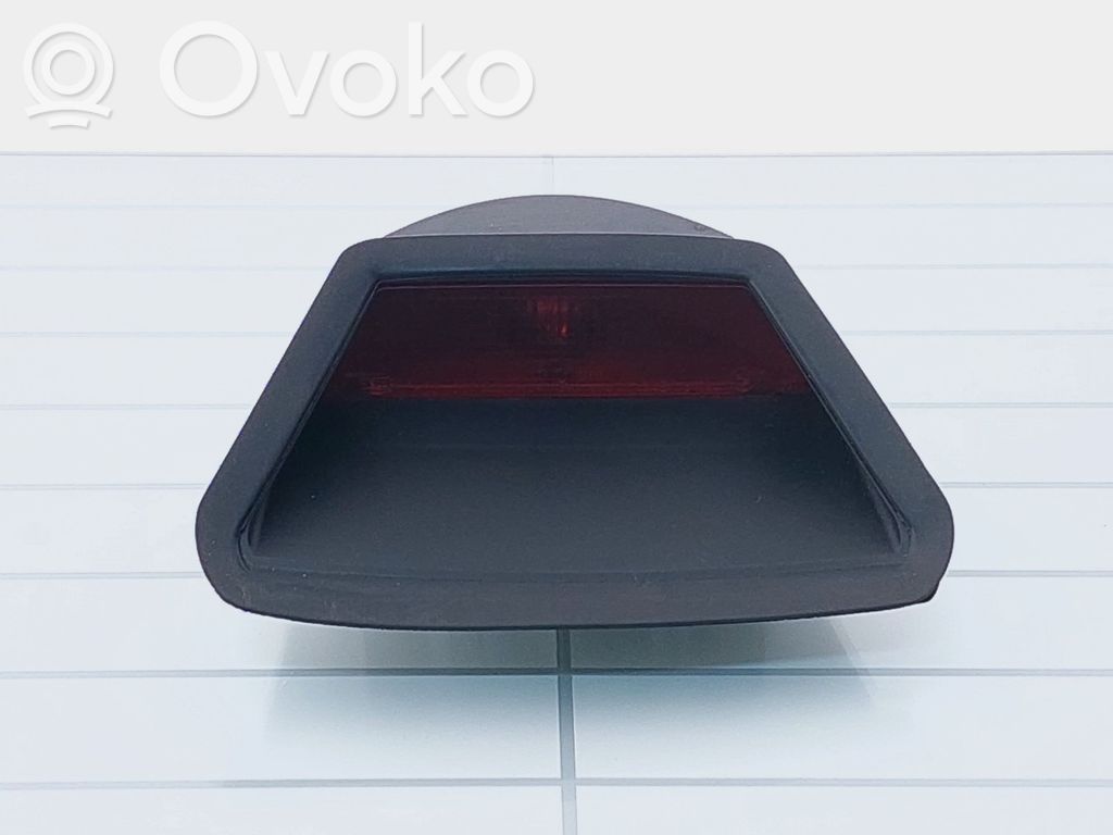 BMW 7 E38 Third/center stoplight 