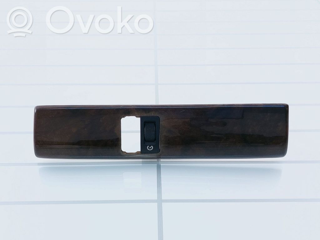BMW 7 E38 Dashboard glove box trim 