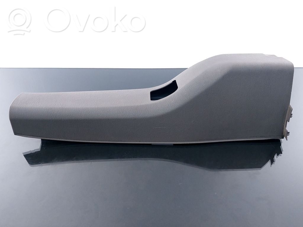 Chrysler Voyager (B) pillar trim (bottom) 