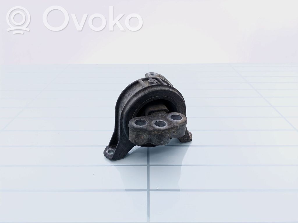 Opel Astra H Engine mount bracket 