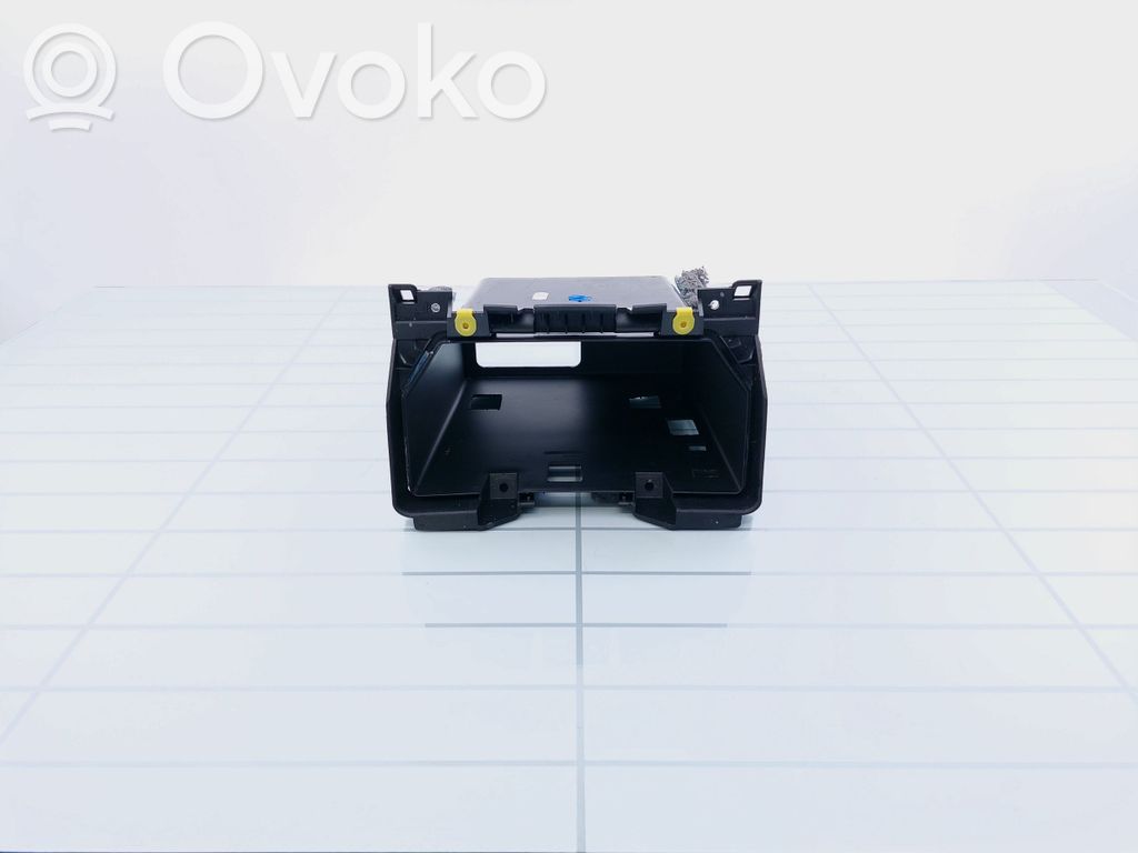 Volvo V50 Kita salono detalė 