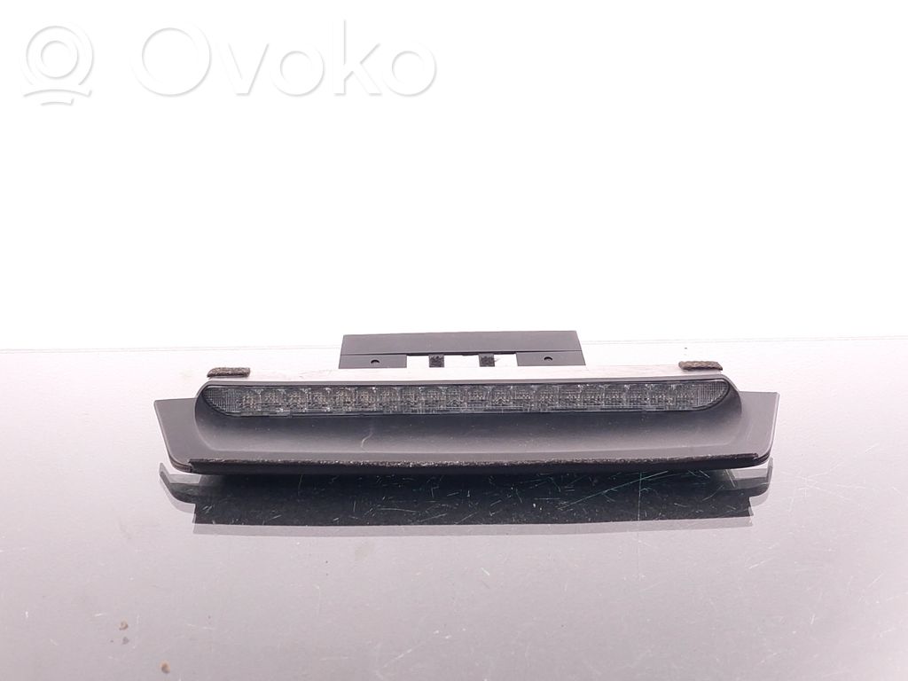 Volvo S80 Third/center stoplight 