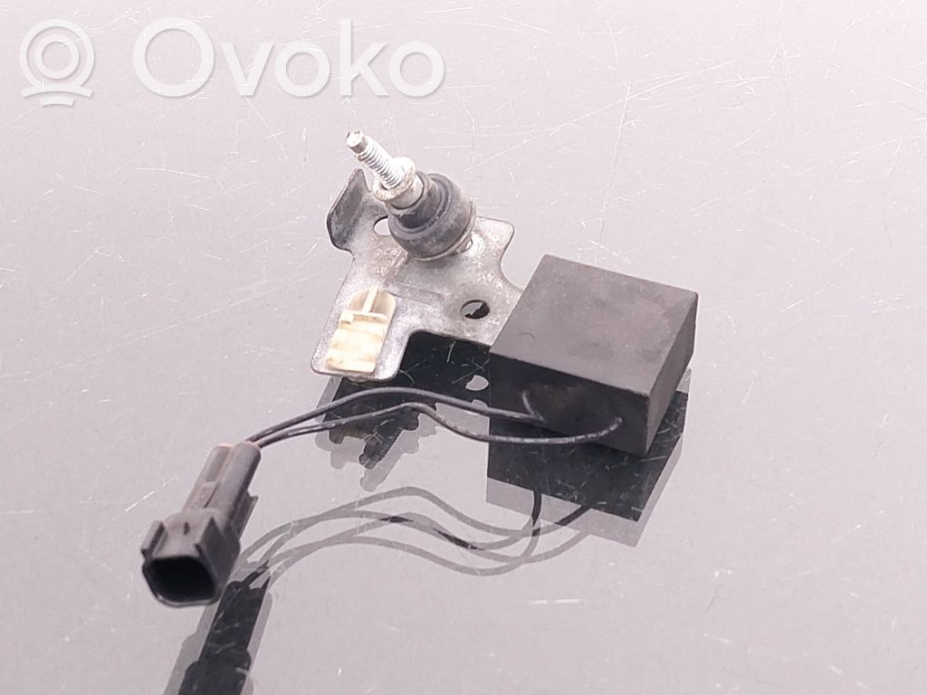 Jaguar XJS Aerial antenna amplifier 