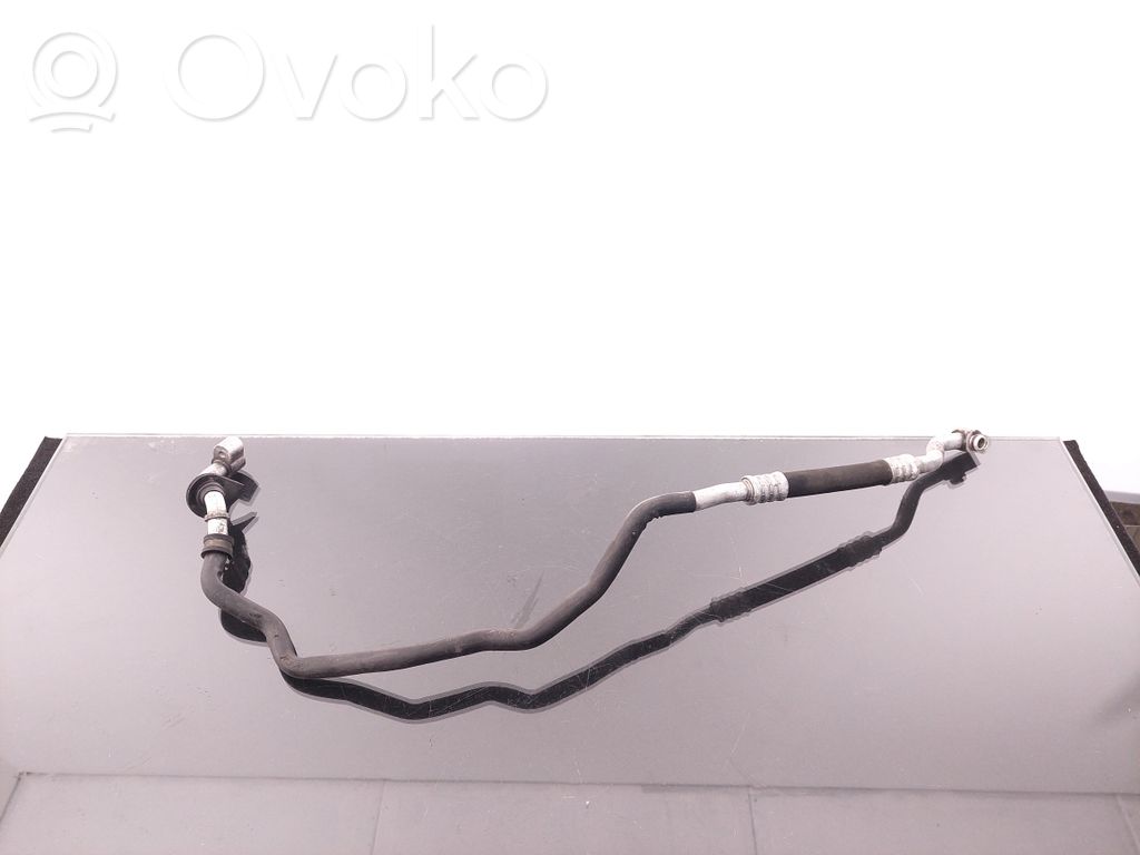 Volkswagen Touareg I Manguera/tubo del aire acondicionado (A/C) 