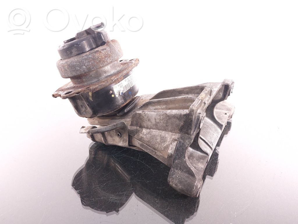 BMW X5 E70 Engine mount bracket 