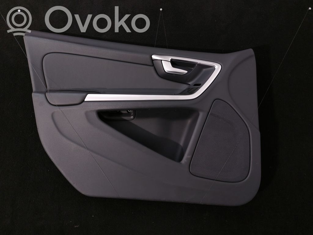 Volvo V60 Revestimiento de puerta delantera 