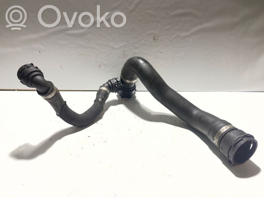 BMW X5 E70 Engine coolant pipe/hose 