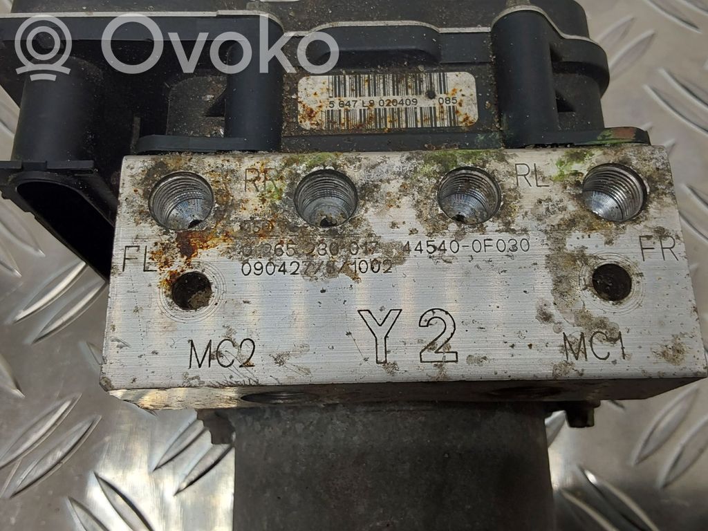 Bomba de ABS   445400F030