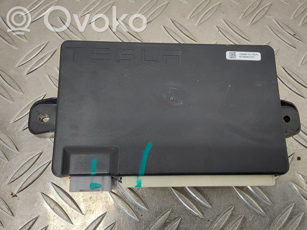 Tesla Model X Door control unit/module 