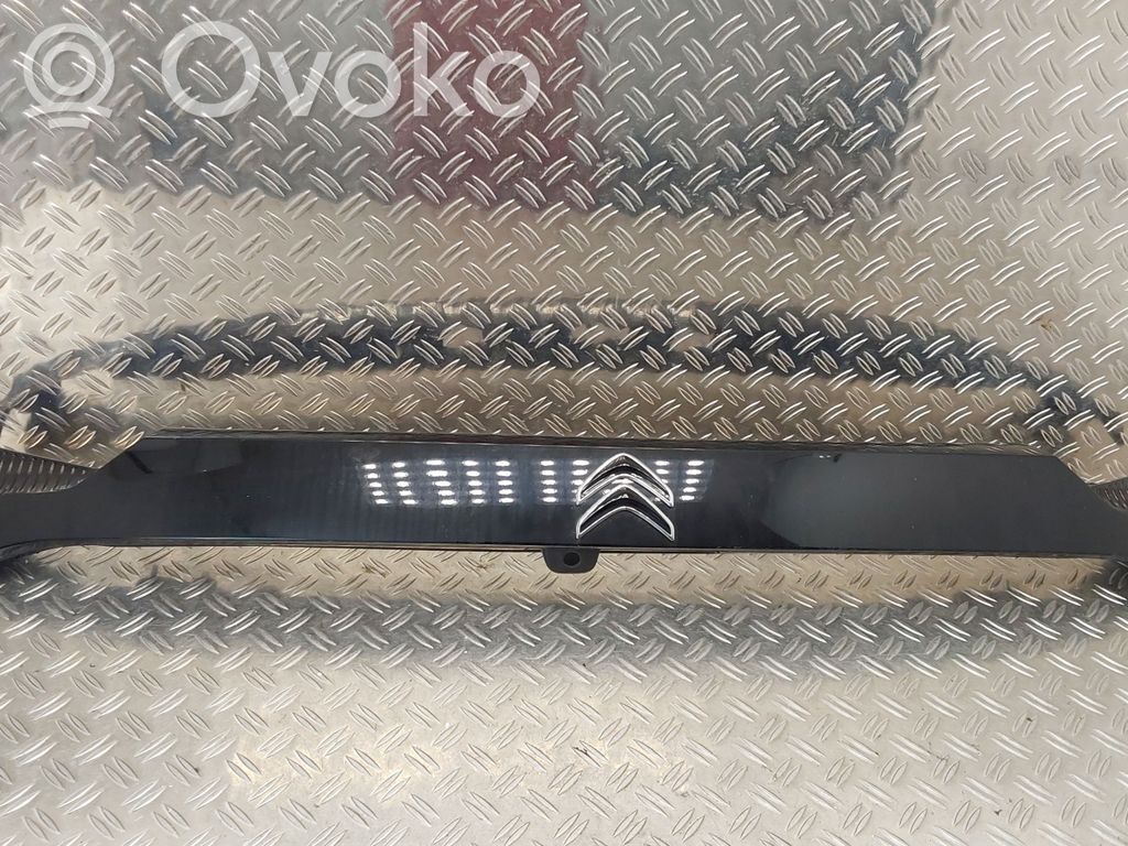 Citroen C4 III e-C4 Éclairage de plaque d'immatriculation 