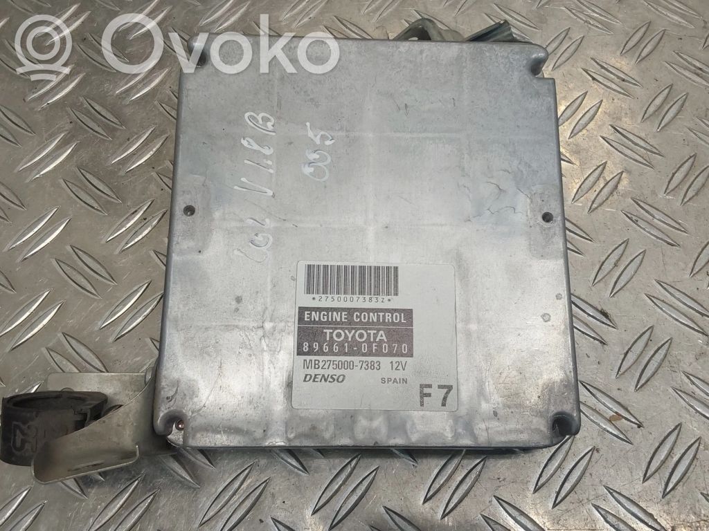 Toyota Corolla Verso AR10 Engine control unit/module 