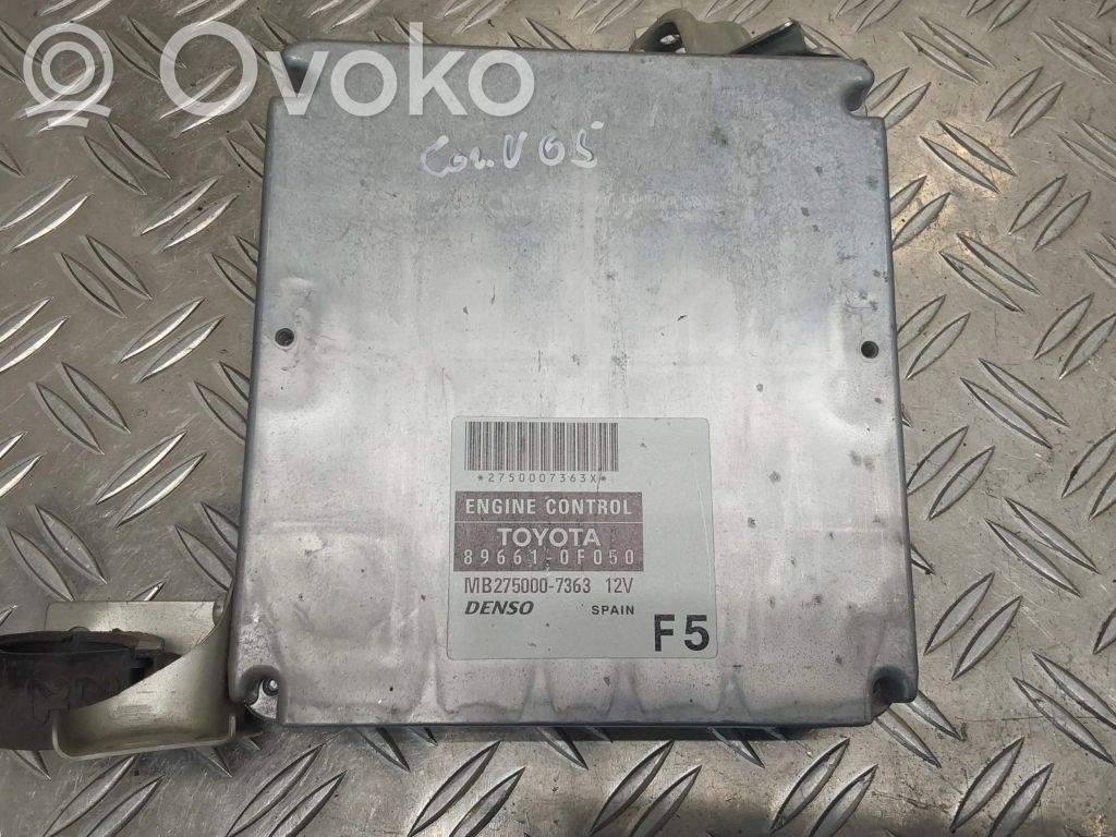 Toyota Corolla Verso AR10 Engine control unit/module 