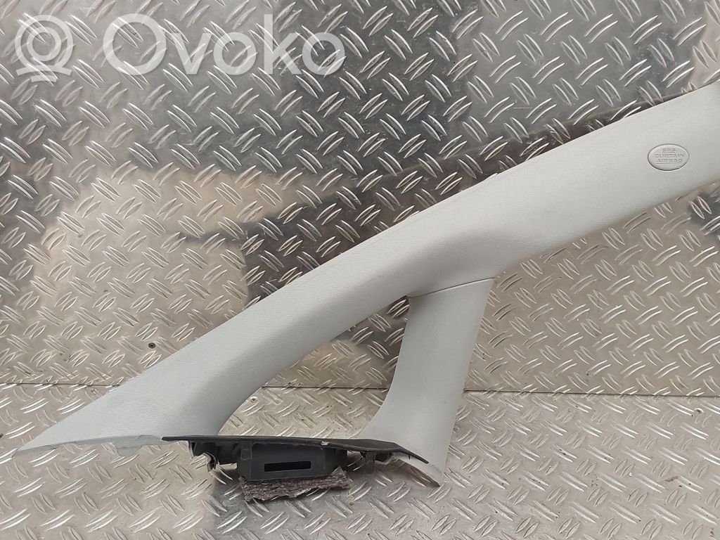 Toyota Verso Osłona słupka szyby przedniej / A 