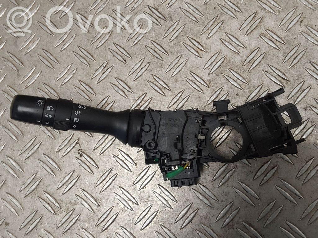 Toyota Yaris Indicator stalk 