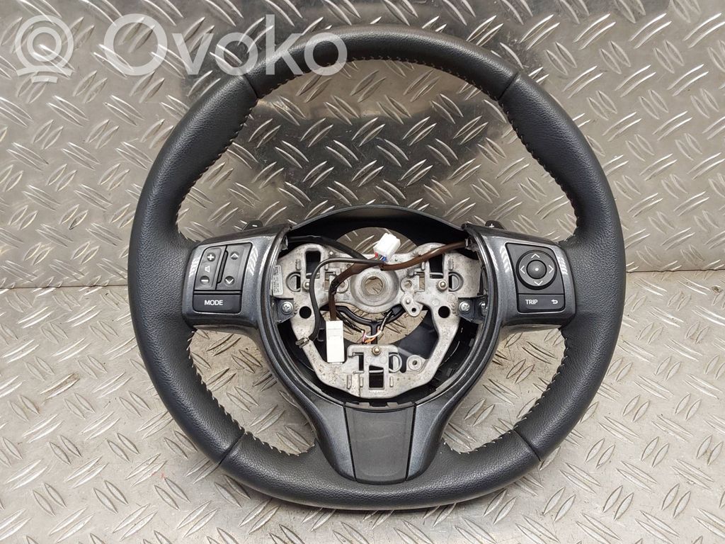 Toyota Yaris Kierownica 