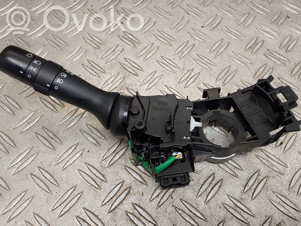 Toyota Yaris Indicator stalk 