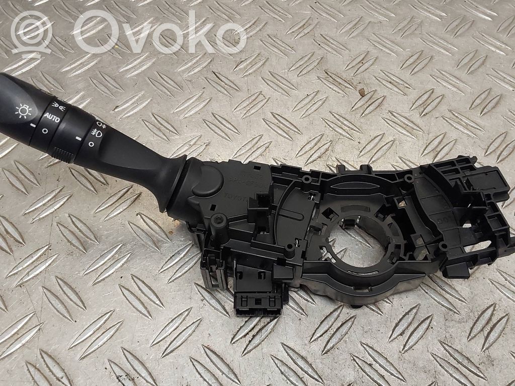 Toyota Auris E180 Indicator stalk 