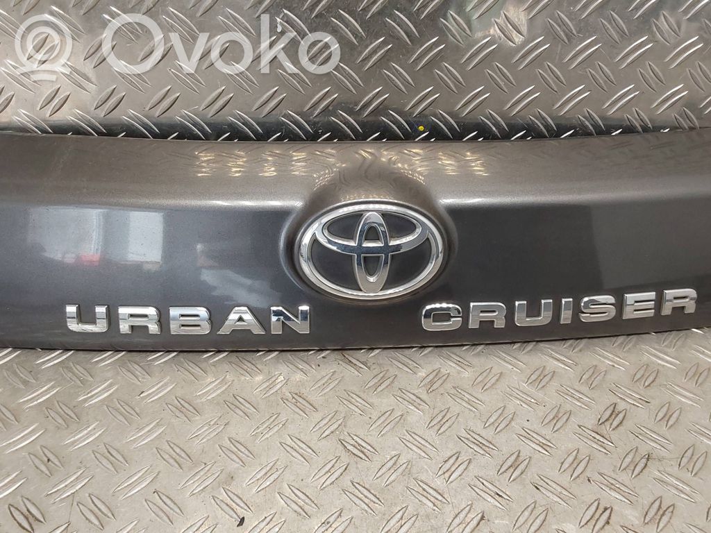 Toyota Urban Cruiser (XP110) Listwa oświetlenie tylnej tablicy rejestracyjnej 