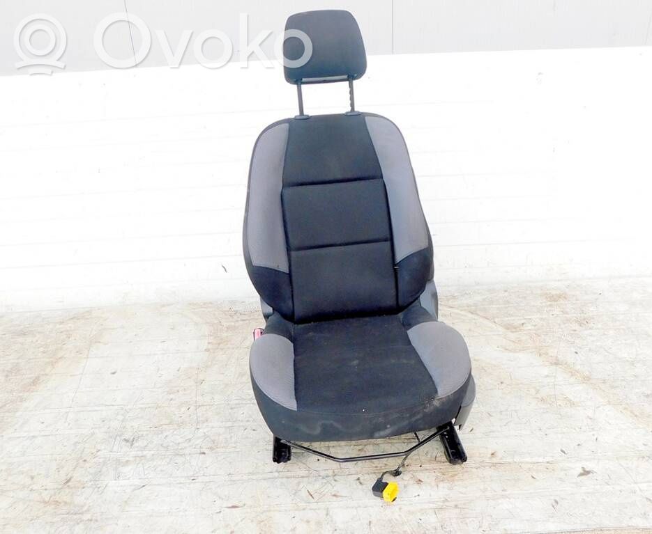 Peugeot 207 Sedile anteriore del conducente 