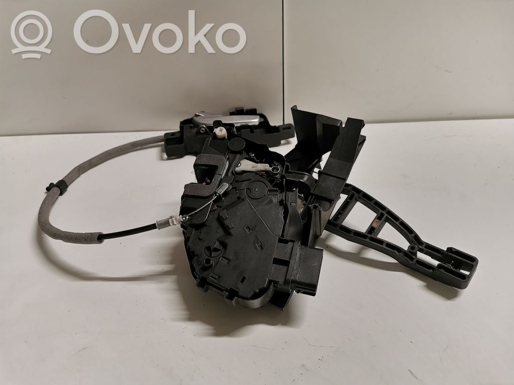 Ford Mondeo MK IV Takaoven lukko 