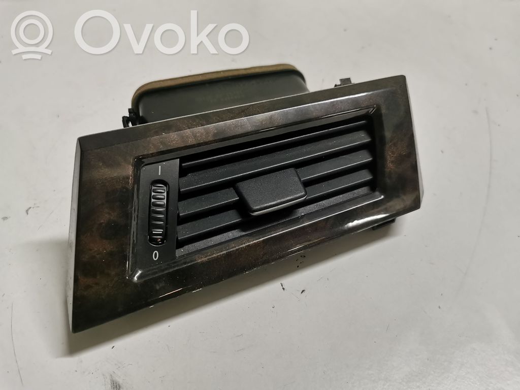 BMW 5 E60 E61 Šoninės oro grotelės 