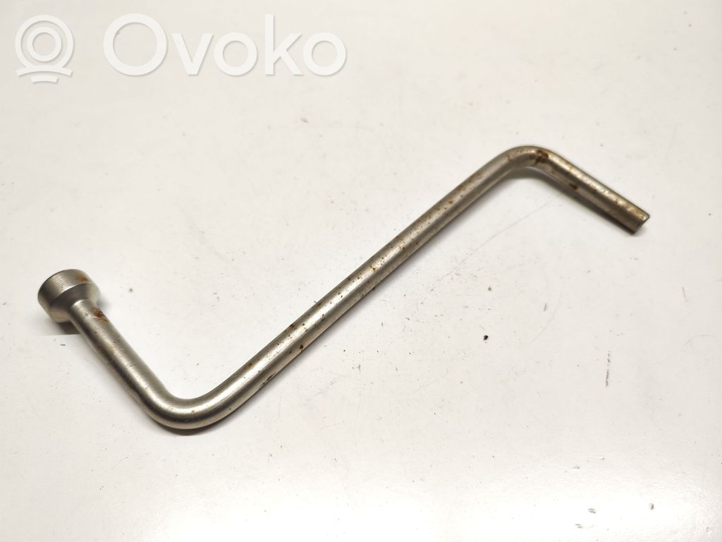 BMW X3 E83 Wheel nut wrench 