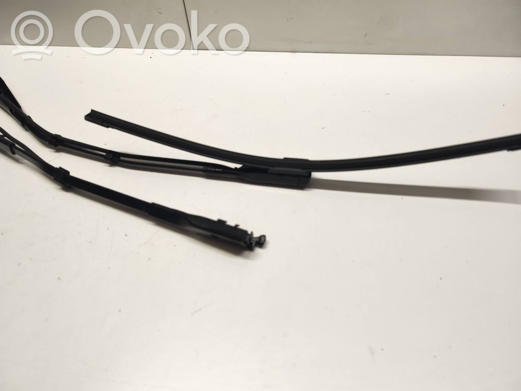 Tesla Model 3 Scheibenwischer 
