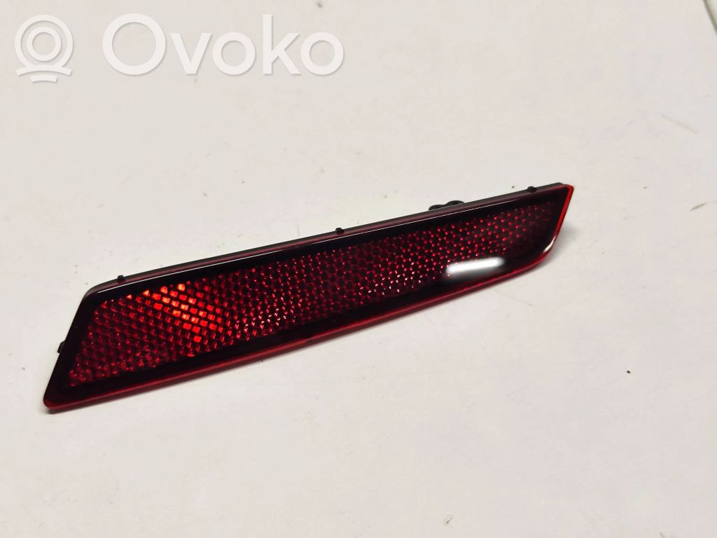 Reflector de faros/luces traseros   82A945105A