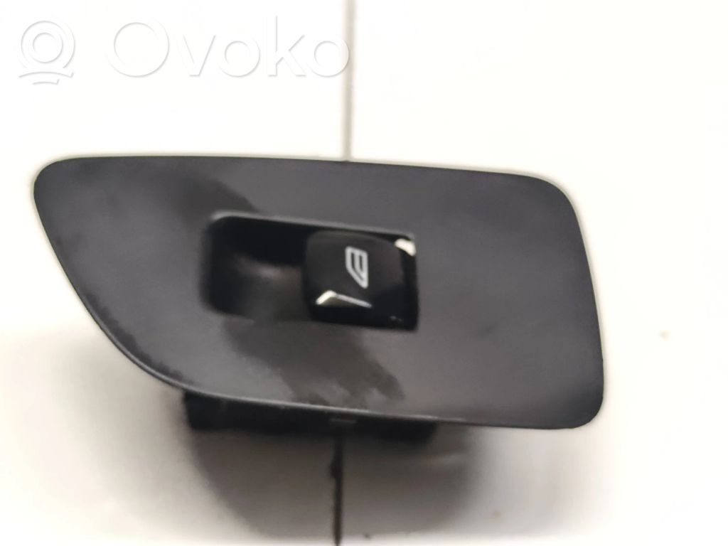 Electric window control switch   31376458,17W256