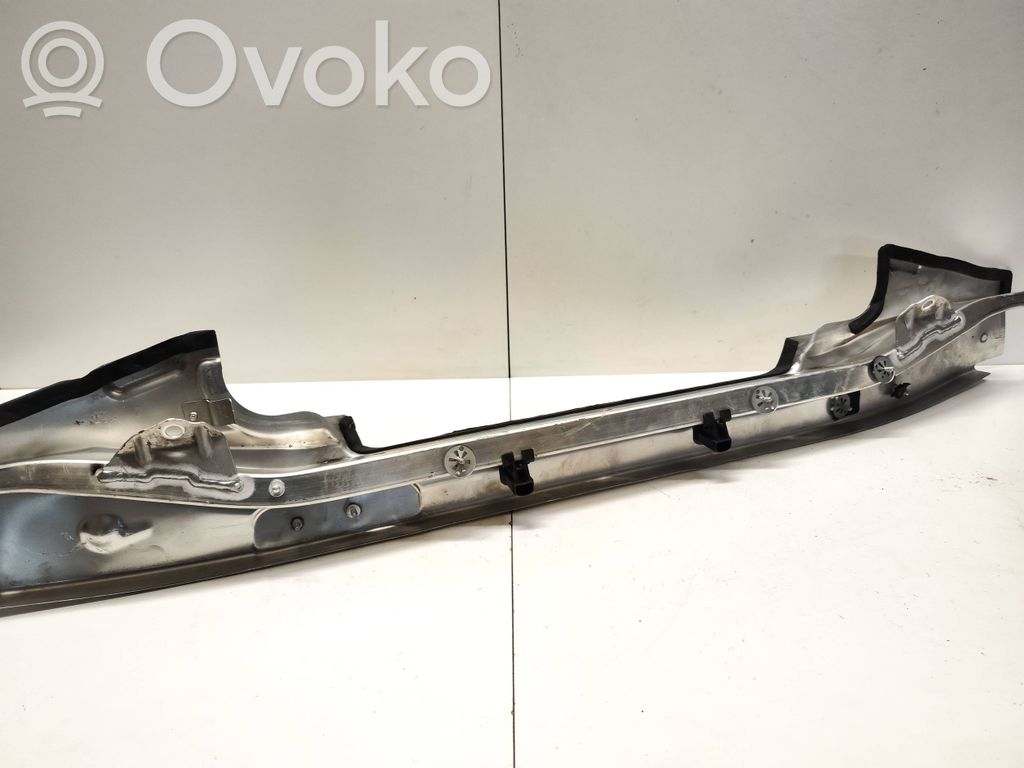 Audi Q7 4M Other engine bay part 