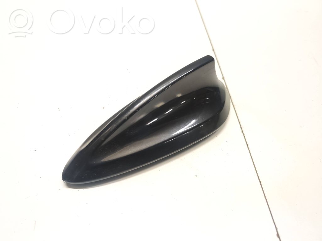 BMW 5 G30 G31 G38 Osłona anteny dachowej GPS 