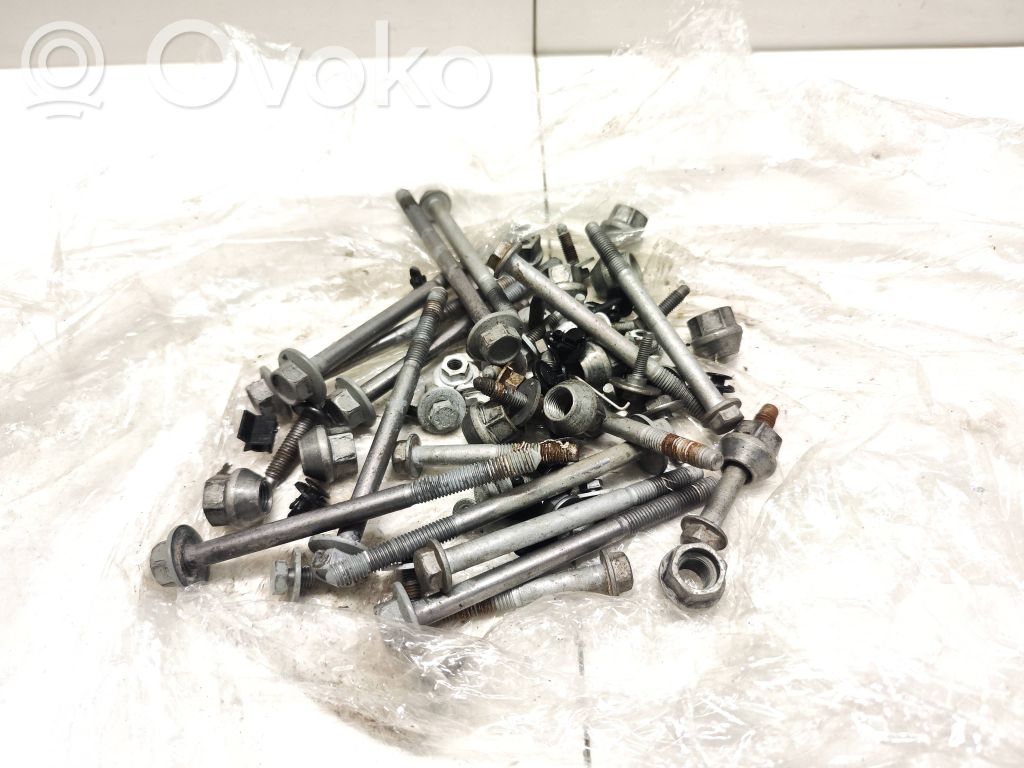 Priekinis bamperis   149374800A