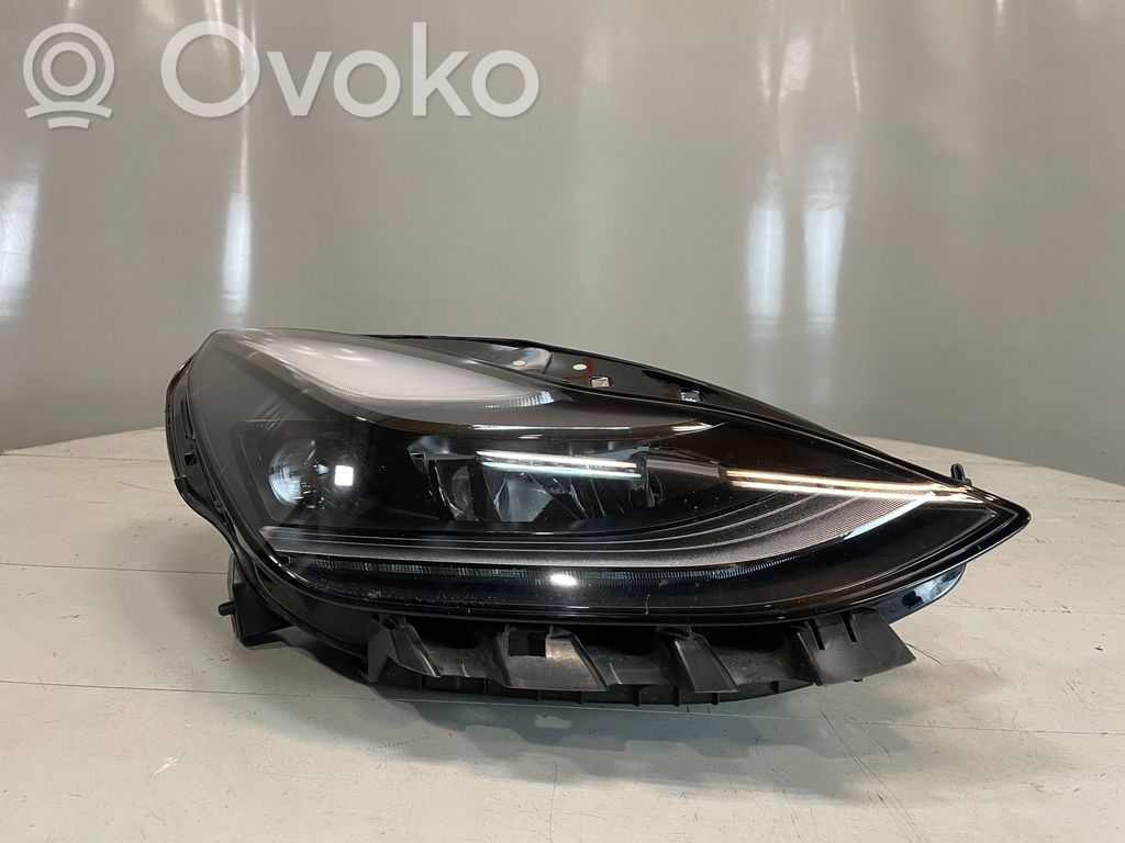 Tesla Model 3 Lampa przednia 