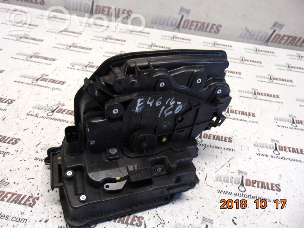 BMW 2 F46 Front door lock 