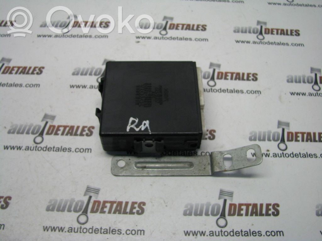 Lexus RX 300 Door control unit/module 