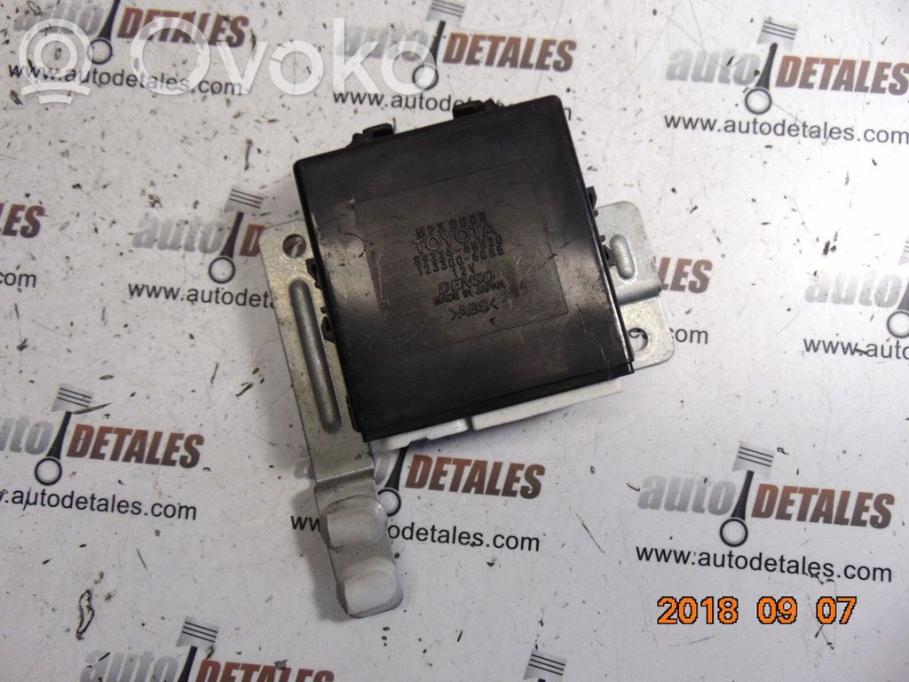 Lexus RX 300 Door control unit/module 