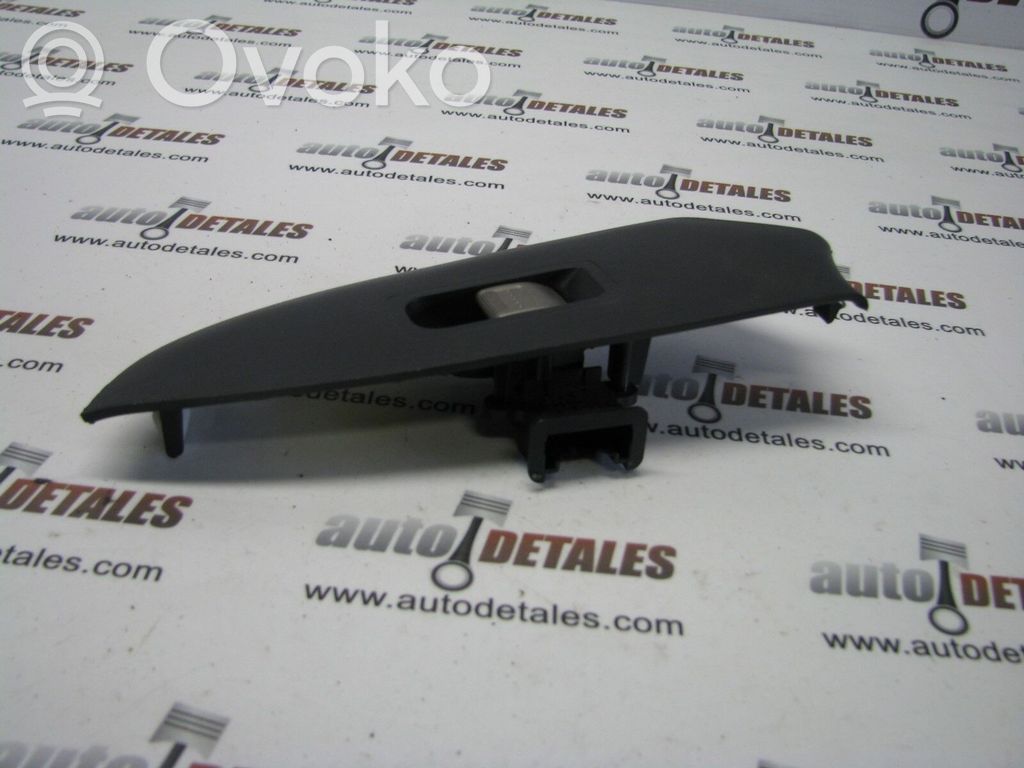 Honda CR-V Electric window control switch 