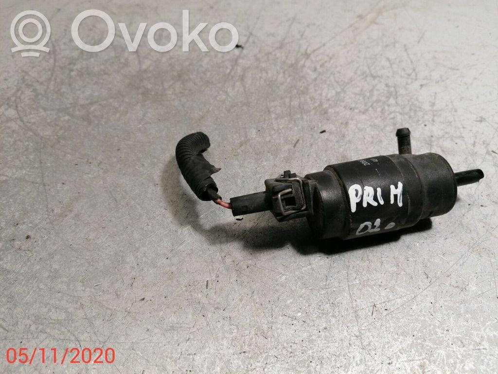 Nissan Primera Windscreen/windshield washer pump 