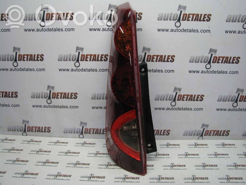 Nissan Note (E11) Rear/tail lights 