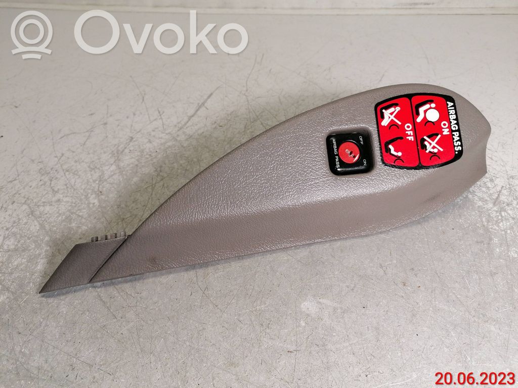 Citroen Xsara Picasso Dashboard side end trim 