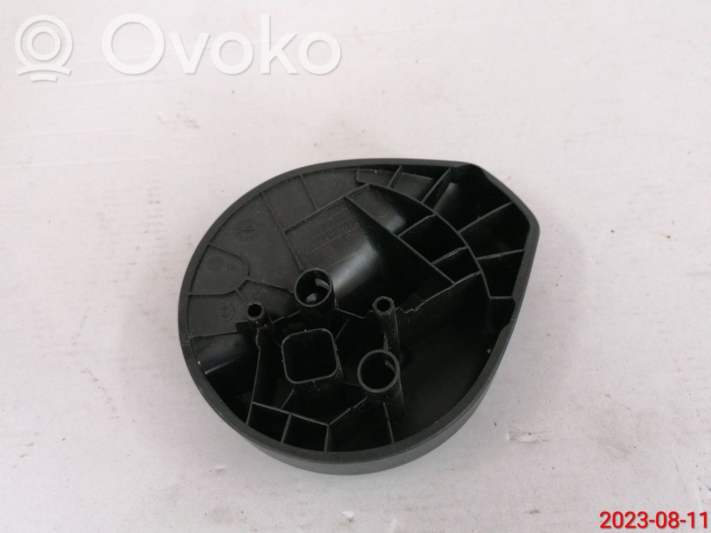 BMW 2 F46 Osłona / Obudowa fotela przedniego pasażera 