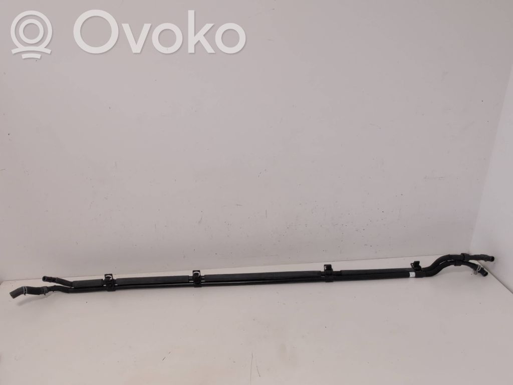 Engine coolant pipe/hose   4KE145910E
