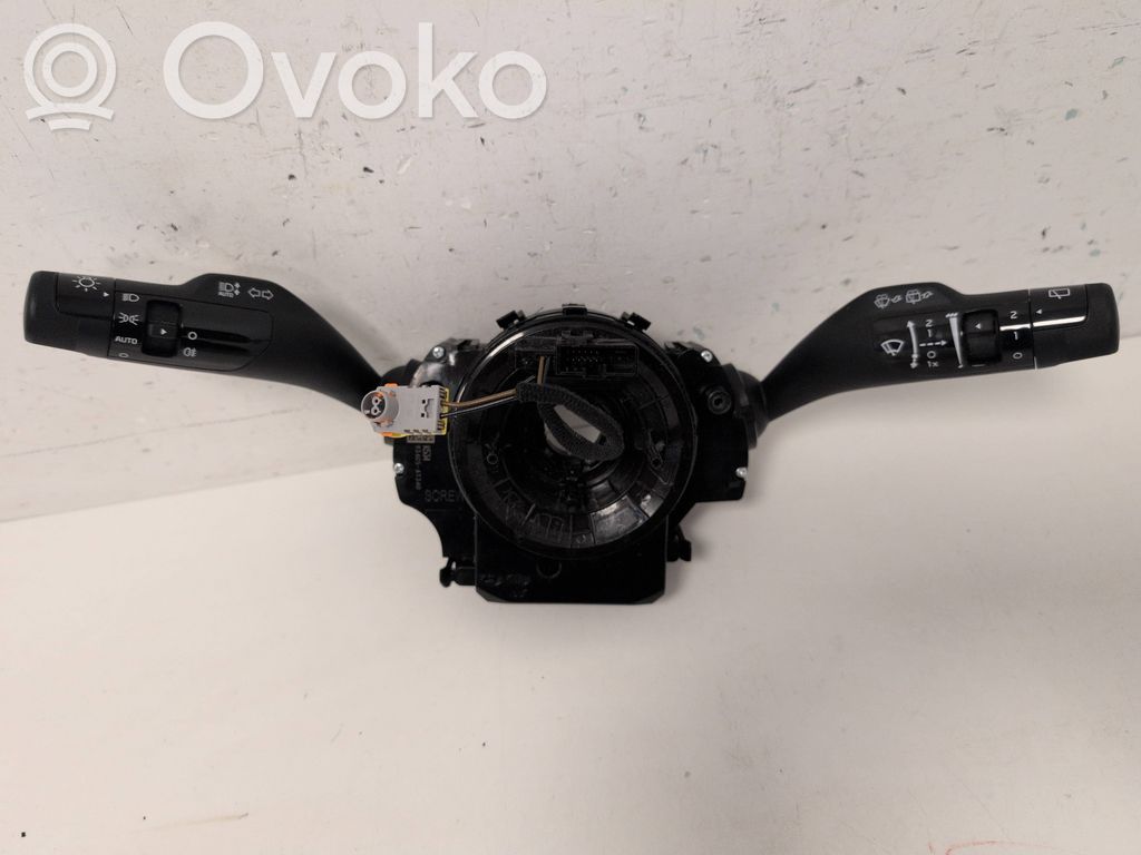 KIA Niro Interruptor/palanca de limpiador de luz de giro 