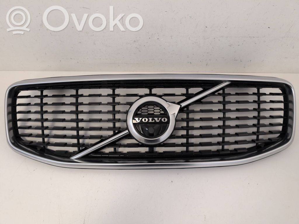Volvo XC60 Maskownica / Grill / Atrapa górna chłodnicy 